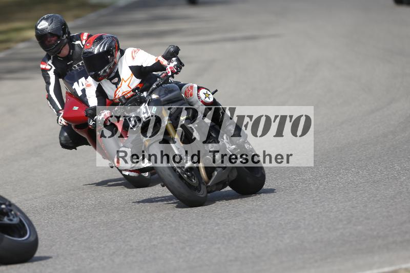 /37 09.08.2026  Pluess Motosport ADR/Freies Fahren/89